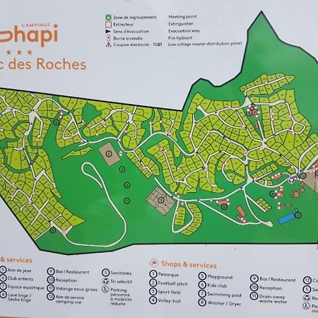 Camping Marvilla Parks -Parc Des Roches 91530 Saint-Chéron Buitenkant foto