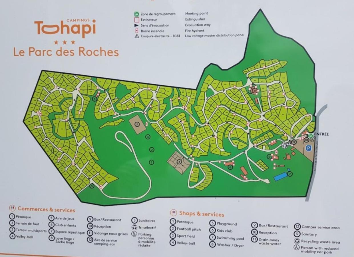 Camping Marvilla Parks -Parc Des Roches 91530 Saint-Chéron Buitenkant foto