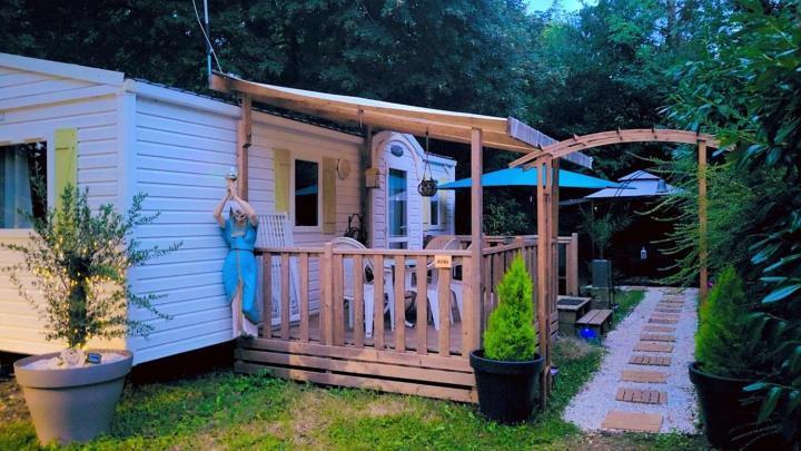 Camping Marvilla Parks -Parc Des Roches 91530 Saint-Chéron Buitenkant foto
