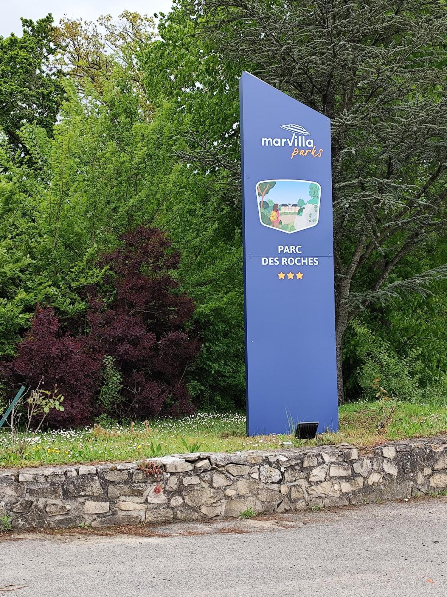 Camping Marvilla Parks -Parc Des Roches 91530 Saint-Chéron Buitenkant foto